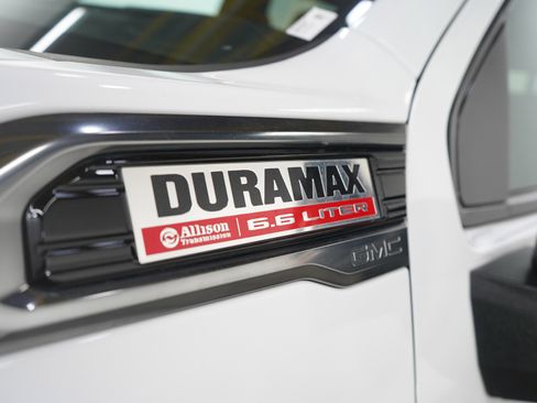 Used 2023 GMC Sierra 2500 AT4 w/ AT4 Premium Plus Package image 28