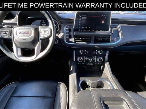 Used 2024 GMC Yukon XL SLT image 18