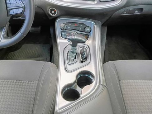Used 2017 Dodge Challenger SXT RWD image 45