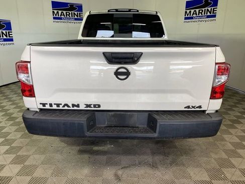 Used 2018 Nissan Titan S w/ GAWR Package AWD/4WD image 17