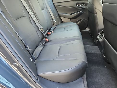 Used 2023 Honda Accord Touring image 16