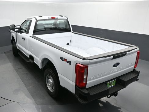 New 2026 Ford F250 XL w/ F-250 >10K GVWR Package image 36