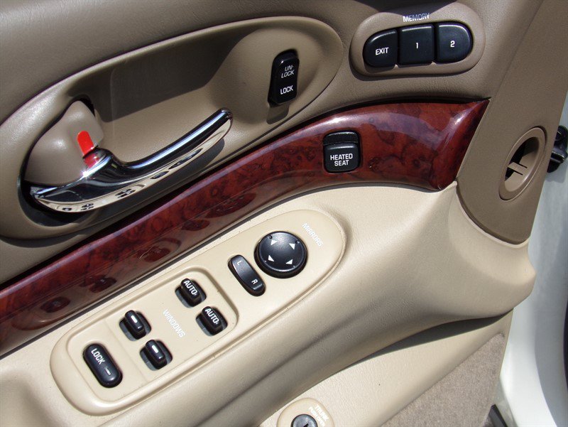 Used 2004 Buick Le Sabre Limited FWD image 44