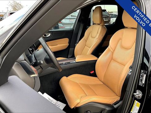 Certified 2023 Volvo XC60 B5 Ultimate w/ Protection Package Premier image 33