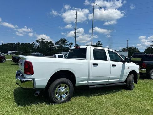 New 2025 RAM 2500 Tradesman AWD/4WD image 7