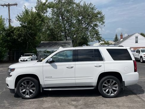 Used 2017 Chevrolet Tahoe Premier AWD/4WD image 2