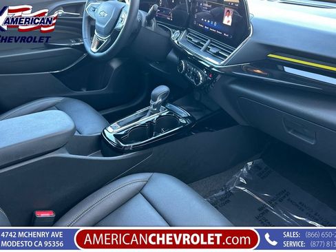 Used 2026 Chevrolet Trax ACTIV w/ Sunroof Package FWD image 20
