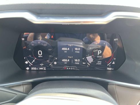 Used 2025 GMC Canyon Denali image 38