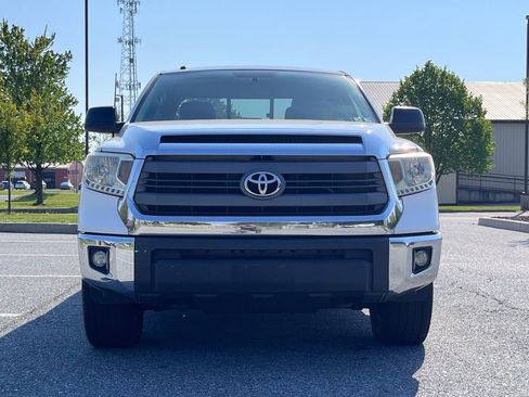 Used 2014 Toyota Tundra SR5 image 2