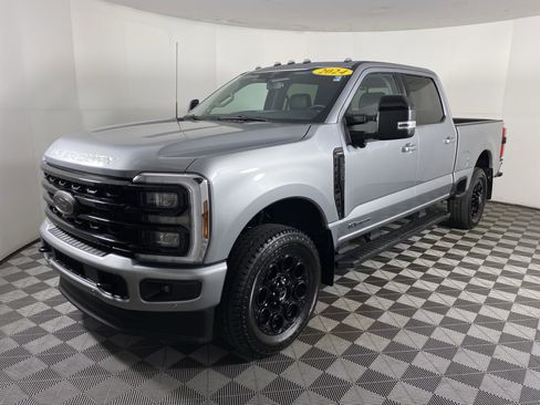 Used 2024 Ford F350 Lariat w/ Lariat Ultimate Package AWD/4WD image 12