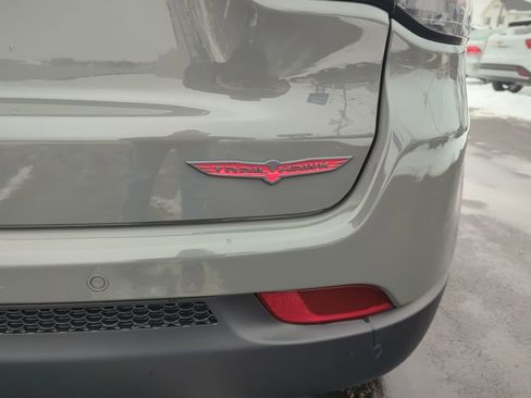 Used 2022 Jeep Compass Trailhawk w/ Trailhawk Elite Group image 9