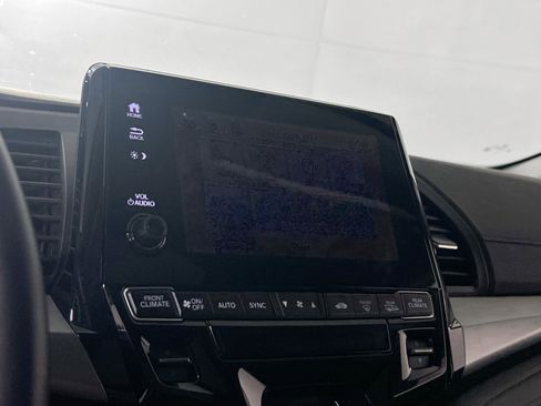 Used 2023 Honda Odyssey EX-L image 14