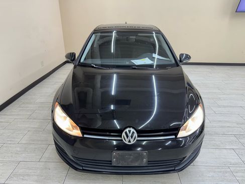 Used 2015 Volkswagen Golf S image 4