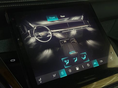 New 2025 Cadillac Escalade Premium Luxury Platinum image 33