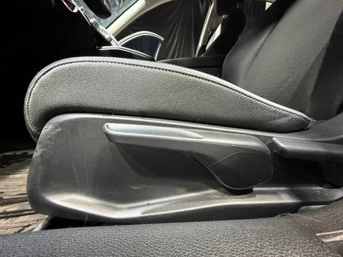 Used 2021 Honda Insight EX image 14