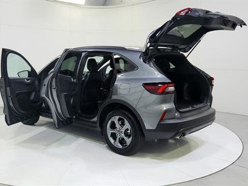 Used 2025 Ford Escape ST-Line image 31