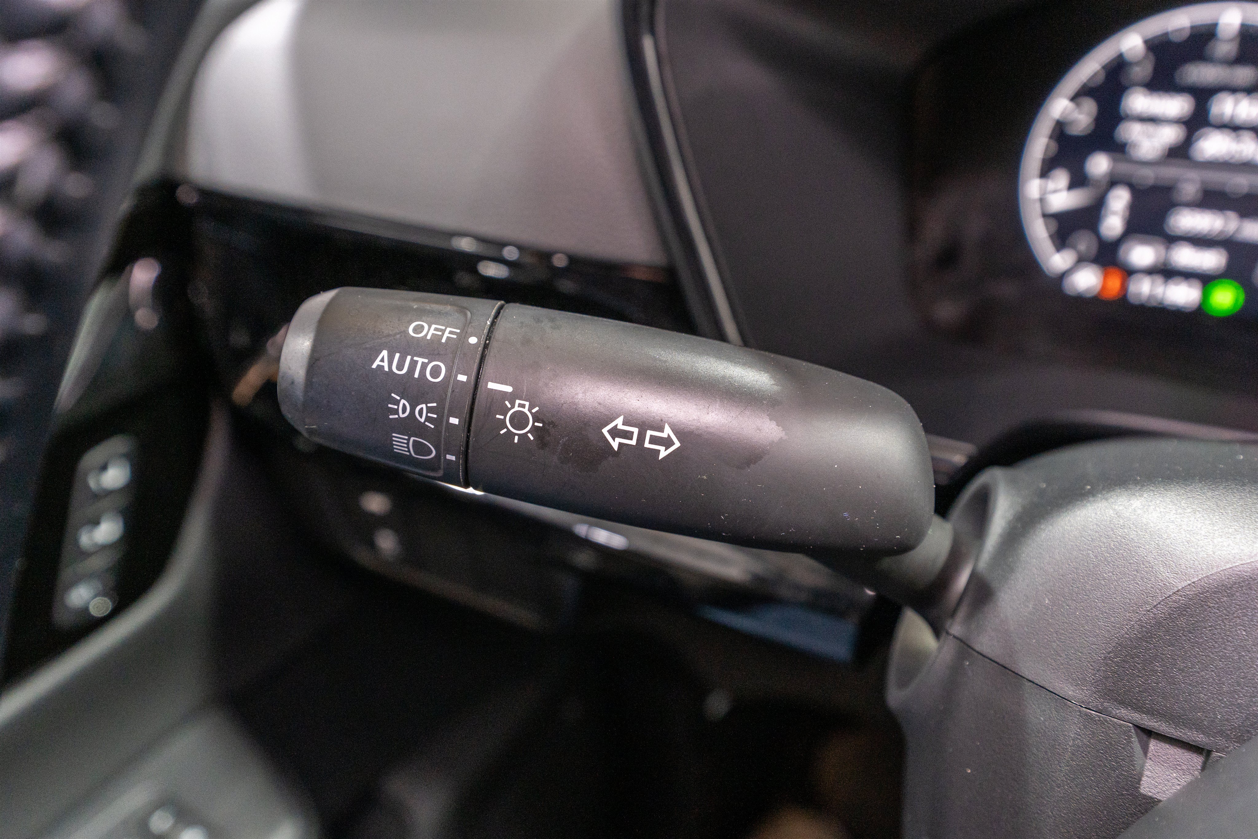 Used 2025 Honda CR-V EX-L image 28