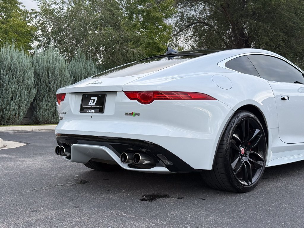 Used 2016 Jaguar F-TYPE R AWD/4WD image 16