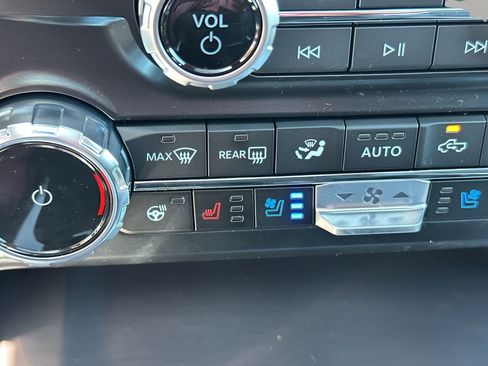 New 2026 Ford F250 Platinum AWD/4WD image 39