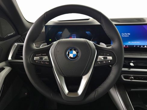 Used 2026 BMW X5 xDrive50e w/ Premium Package AWD/4WD image 15