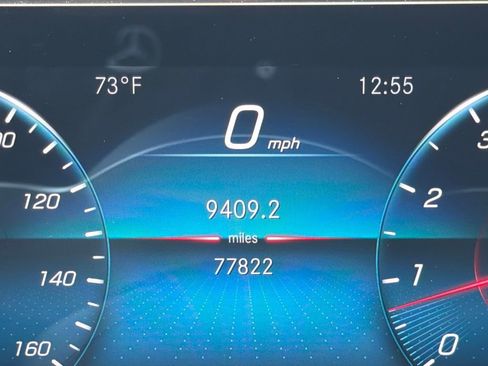 Used 2022 Mercedes-Benz GLB 250 image 4