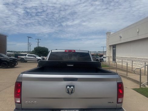 Used 2021 RAM 1500 Classic SLT AWD/4WD image 5