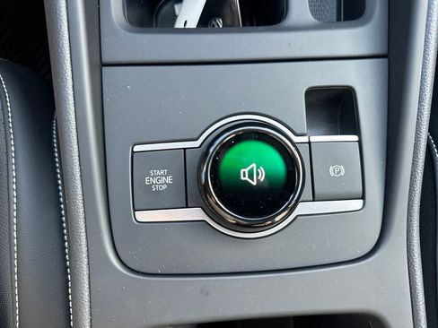 New 2026 Volkswagen Tiguan SE image 19