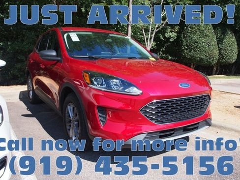 Certified 2022 Ford Escape SE w/ Convenience Package FWD image 1