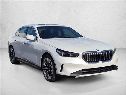 New 2027 BMW 530i xDrive AWD/4WD image 7