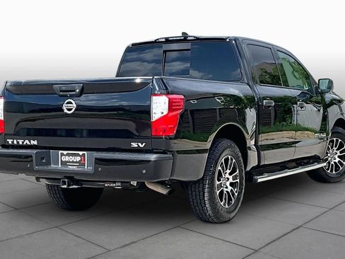 Used 2022 Nissan Titan SV RWD image 13