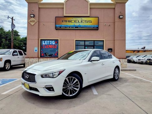 Used 2018 INFINITI Q50 Luxe w/ Essential Package (3.0T Luxe) RWD image 1