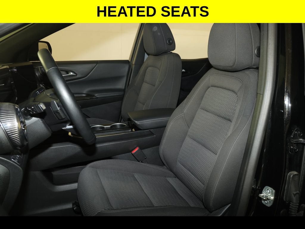 Used 2025 Chevrolet Equinox LT FWD image 3
