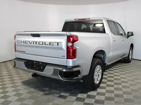 Used 2022 Chevrolet Silverado 1500 LT w/ LPO, Dark Essentials Package RWD image 29