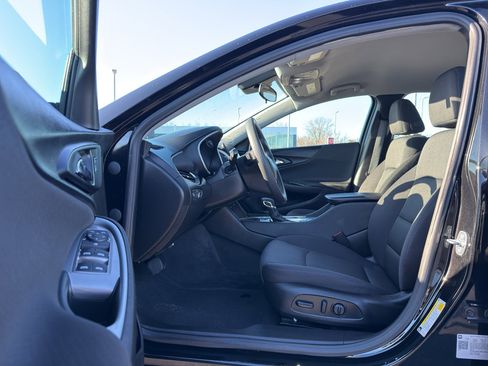 Used 2024 Chevrolet Malibu LT image 11