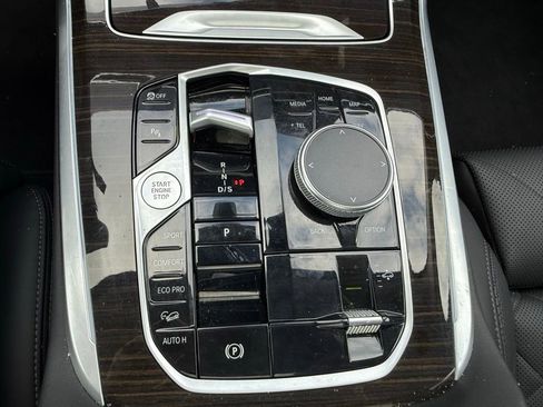Used 2024 BMW X7 xDrive40i AWD/4WD image 41