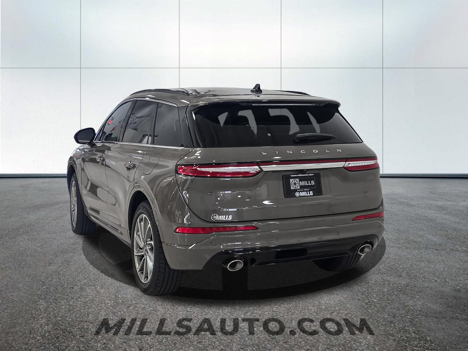 New 2025 Lincoln Corsair Grand Touring AWD/4WD image 5