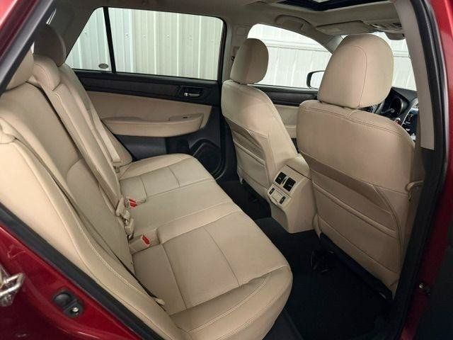 Used 2019 Subaru Outback 3.6R Limited AWD/4WD image 12