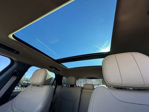 Used 2023 Land Rover Range Rover Sport SE image 36