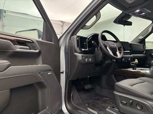 New 2026 GMC Sierra 1500 Elevation w/ Elevation Premium Package image 14