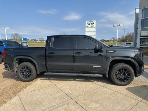 Used 2023 GMC Sierra 1500 Elevation w/ LPO, Elevation Black Package image 2