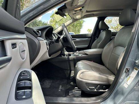 Used 2023 INFINITI QX50 Luxe w/ Cargo Package FWD image 2