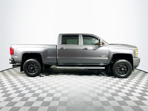 Used 2017 Chevrolet Silverado 3500 High Country image 8