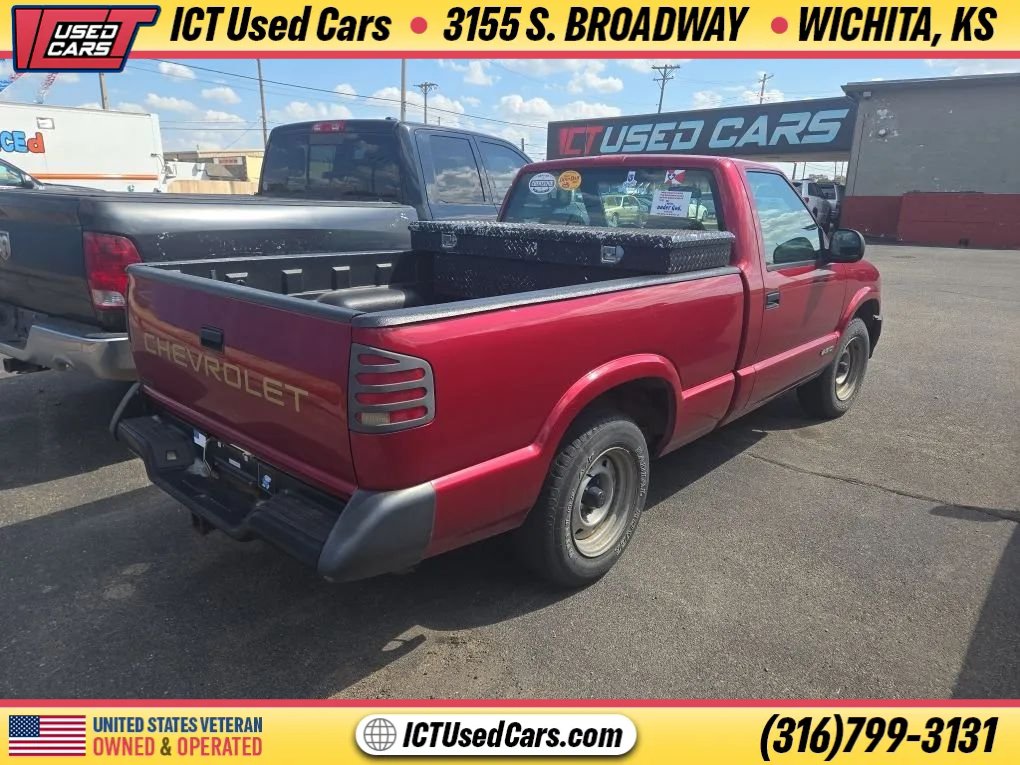 Used 1997 Chevrolet S10 Pickup 2WD Regular Cab image 3
