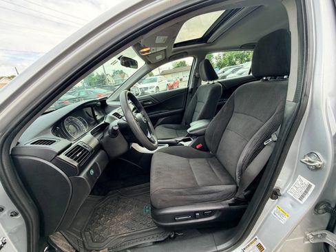 Used 2014 Honda Accord EX image 29
