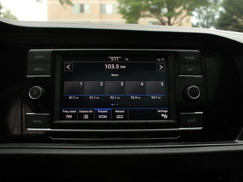 Used 2021 Volkswagen Jetta R-Line FWD image 35