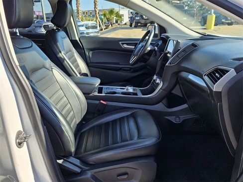 Used 2024 Ford Edge SEL image 15