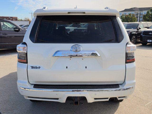 Used 2016 Toyota 4Runner Limited AWD/4WD image 6