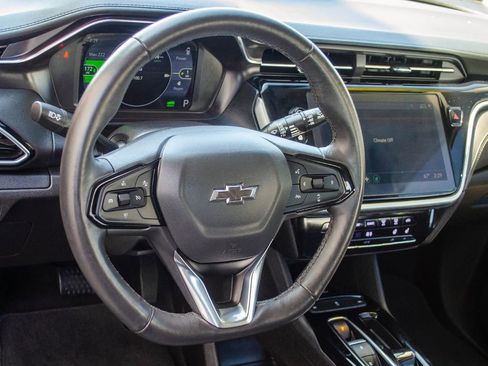 Used 2022 Chevrolet Bolt EUV LT w/ Comfort Package image 14