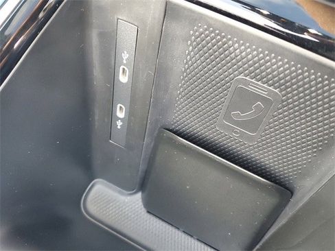 New 2025 Volkswagen ID.4 Pro S image 28