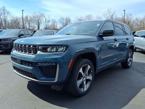 New 2026 Jeep Grand Cherokee L Limited AWD/4WD image 6